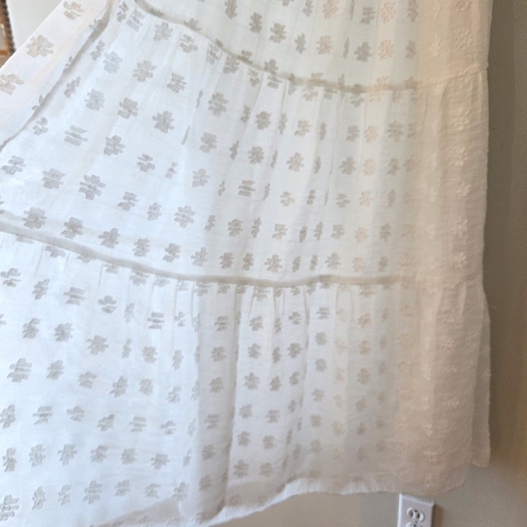 Free The Roses Sweetheart Tiered Short Sleeve Floral Maxi White Dress Sz Medium - Picture 15 of 16